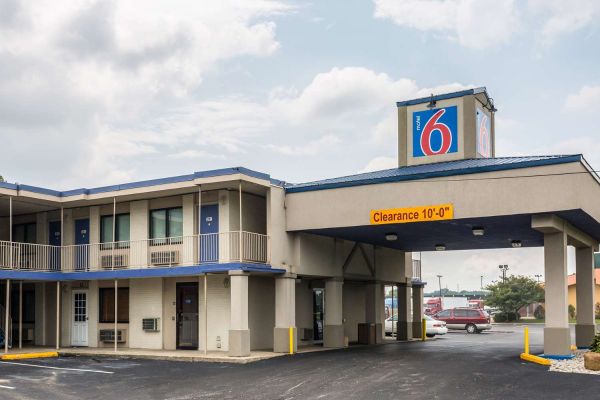 MOTEL 6 EVANSVILLE (Indiana)